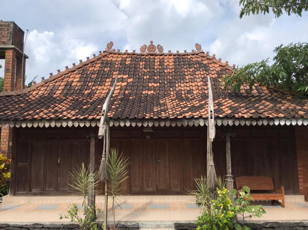 Legiyem Homestay Yogyakarta Bagian luar foto