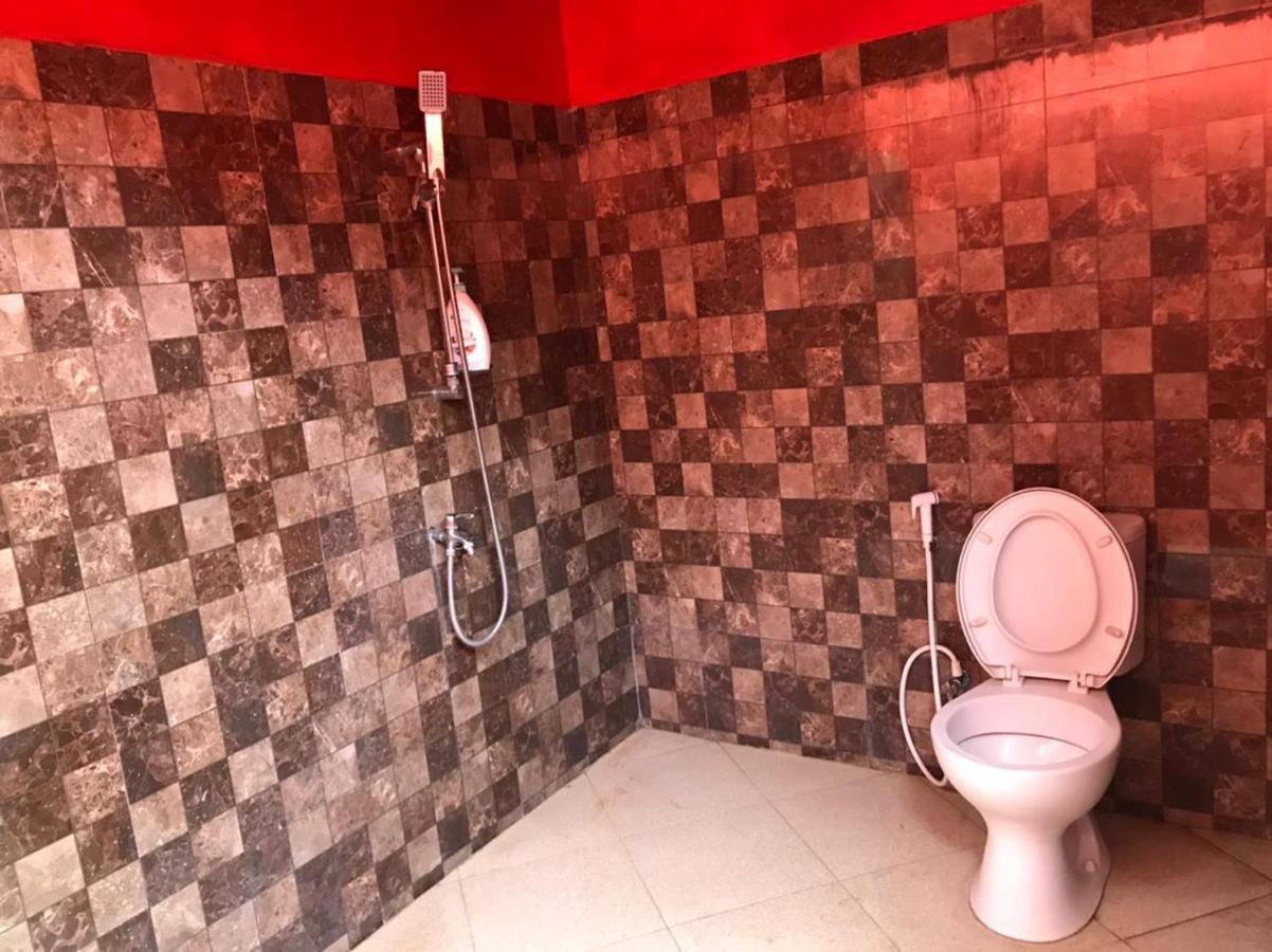 Legiyem Homestay Yogyakarta Bagian luar foto