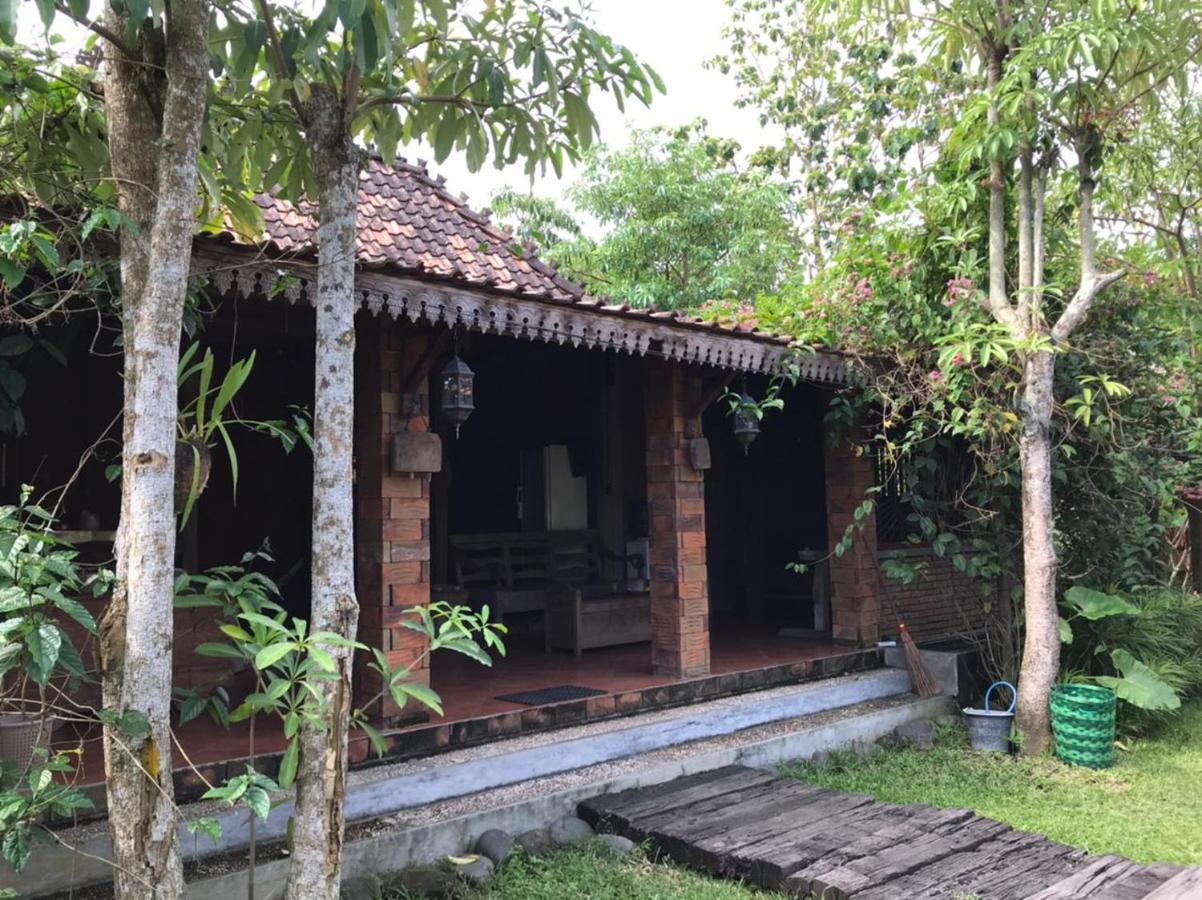 Legiyem Homestay Yogyakarta Bagian luar foto